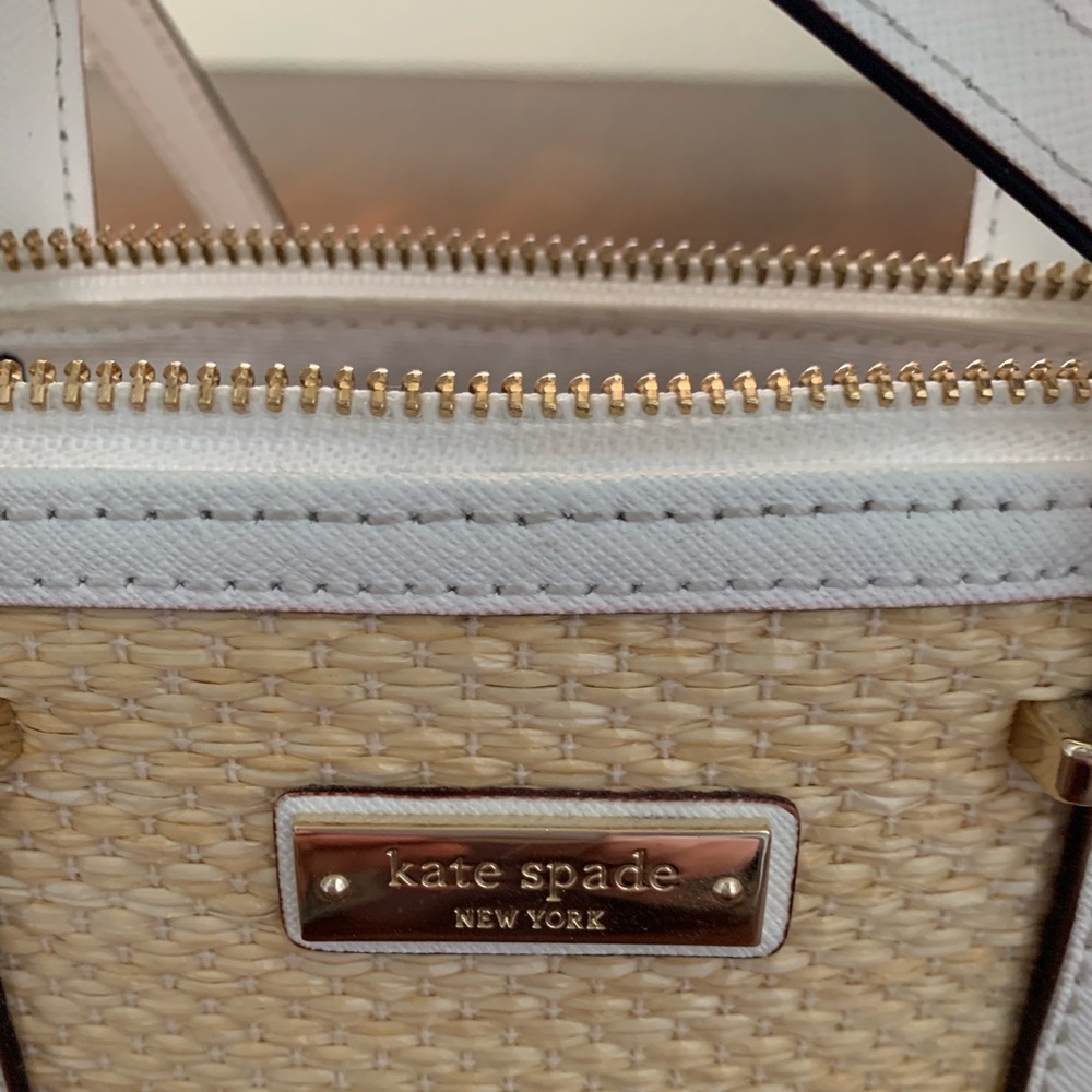 Straw and leather handbag